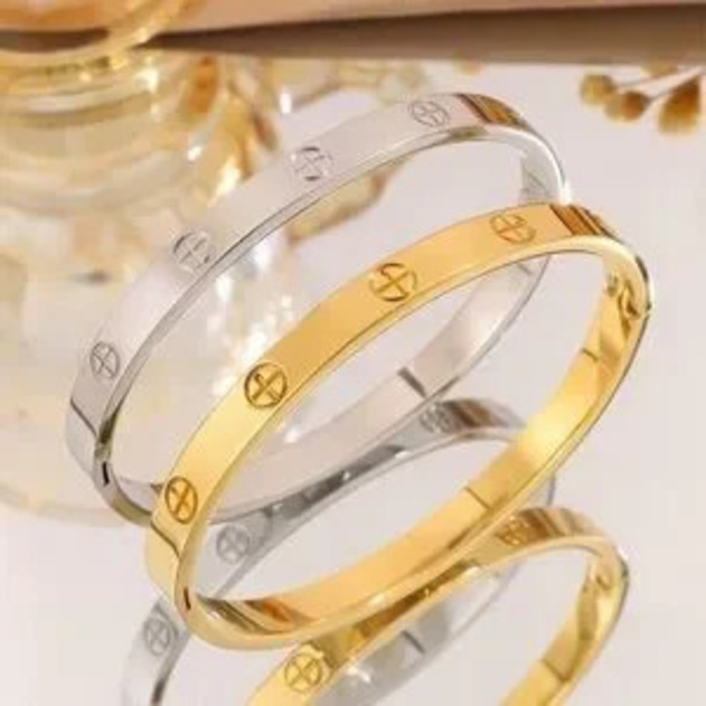 18K Gold Plated Screw Cross Design Bracelet Tarnish Resistant